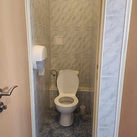 Hostel Nobelova